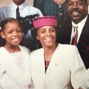 Meet your Posher, Julia